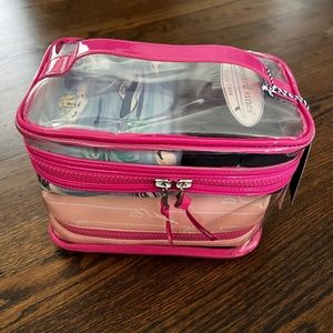 Vineyard Vines for Target Travel Bag Kit
